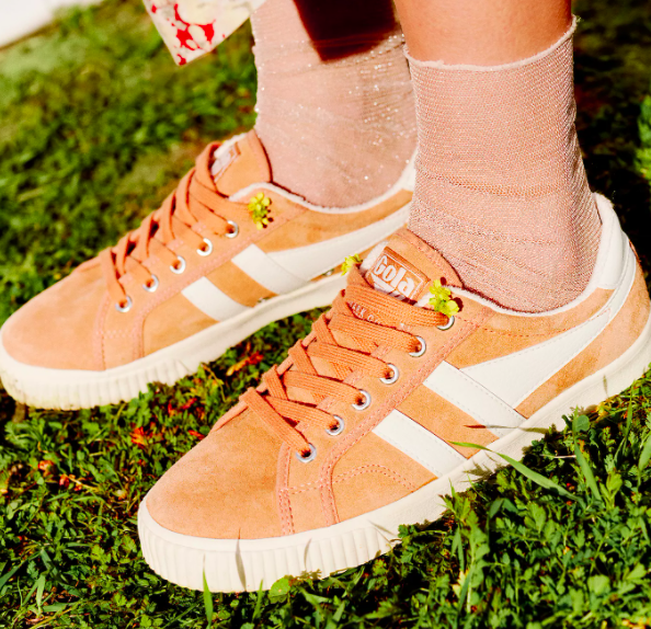 Best Tips On How To Wear The Most Comfortable Sneakers With Other Outfits For Girls